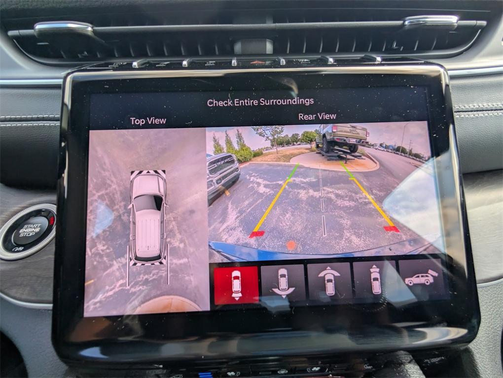 new 2025 Jeep Grand Cherokee car, priced at $41,454