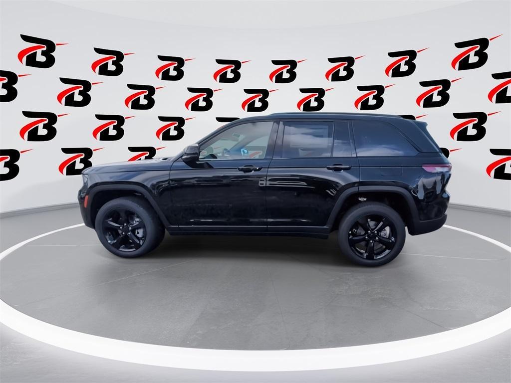 new 2025 Jeep Grand Cherokee car, priced at $41,454