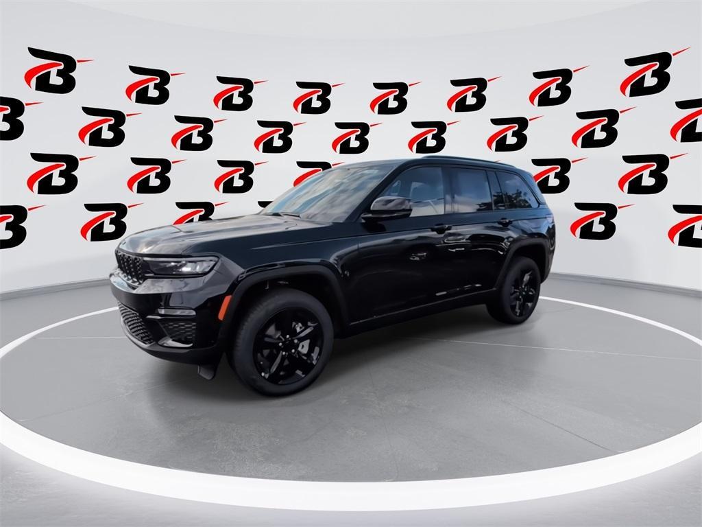 new 2025 Jeep Grand Cherokee car, priced at $41,454