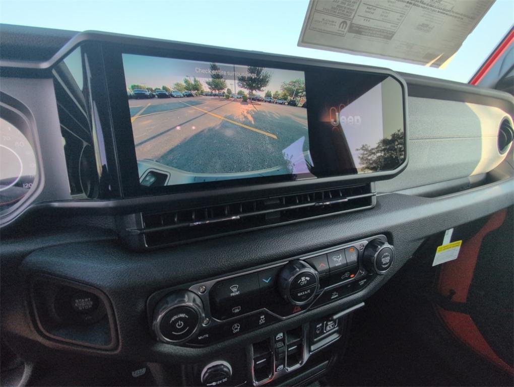 new 2025 Jeep Gladiator car, priced at $42,557