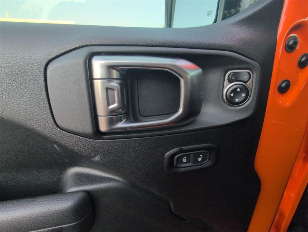 new 2025 Jeep Gladiator car, priced at $42,557