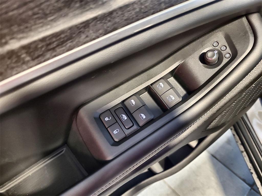 new 2025 Jeep Grand Cherokee L car, priced at $45,245