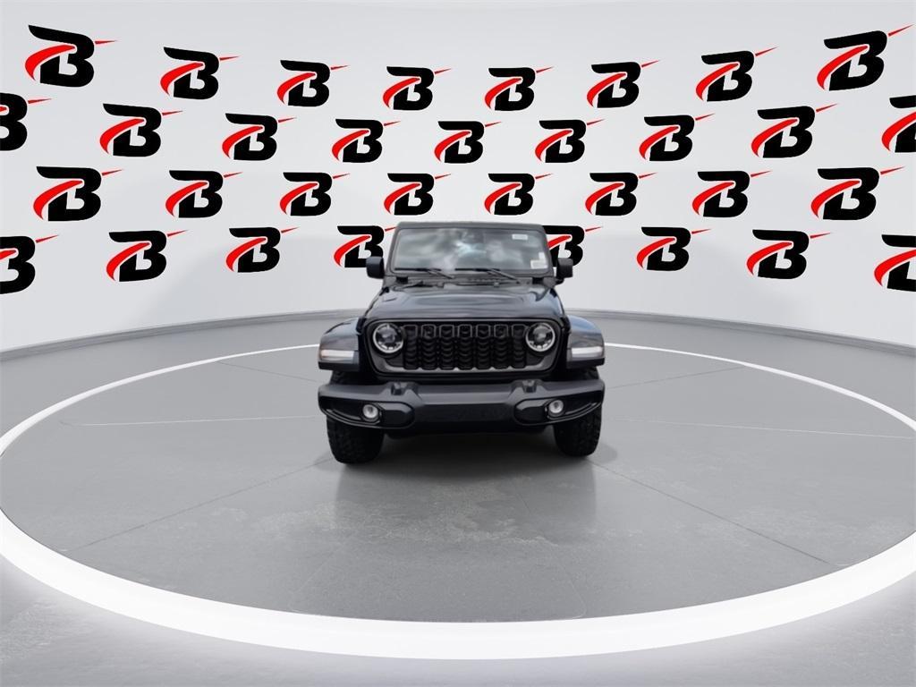 new 2025 Jeep Gladiator car, priced at $50,668