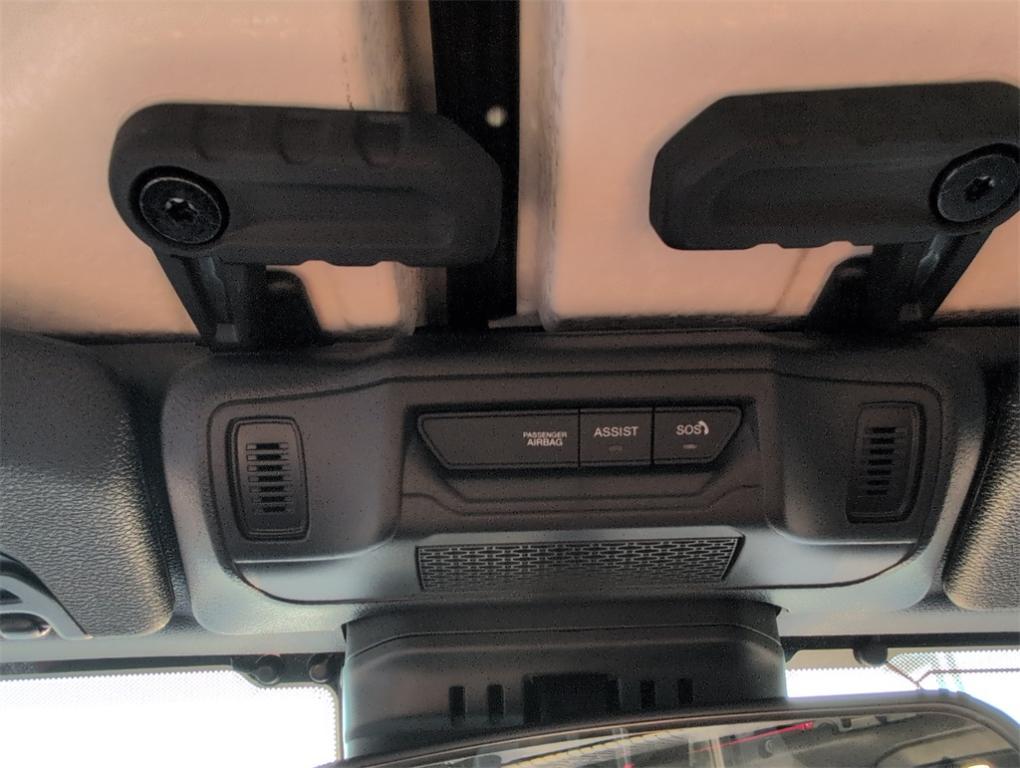 new 2025 Jeep Wrangler car, priced at $47,031
