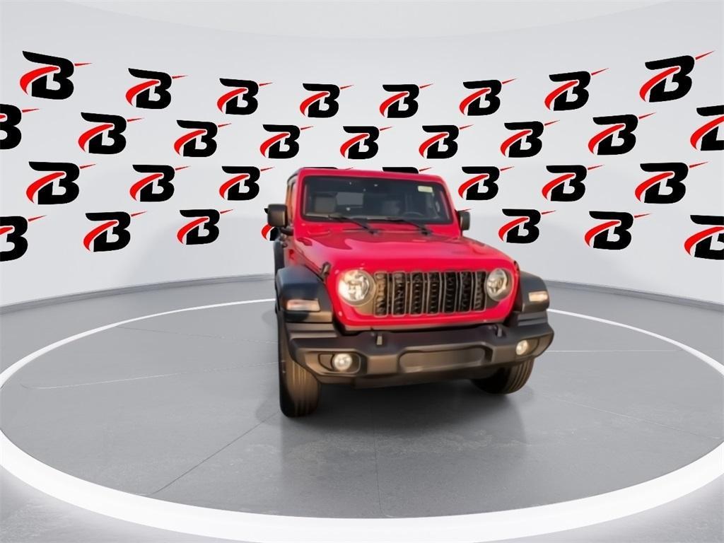 new 2025 Jeep Wrangler car, priced at $47,031
