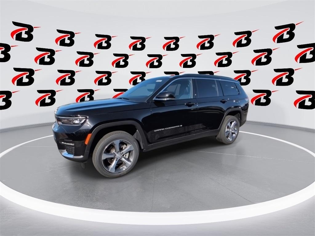 new 2025 Jeep Grand Cherokee L car, priced at $50,120