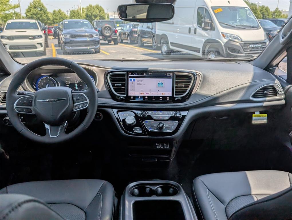 new 2025 Chrysler Pacifica car, priced at $42,197