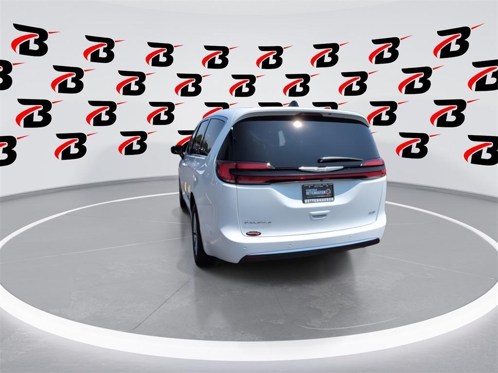 new 2025 Chrysler Pacifica car, priced at $42,197