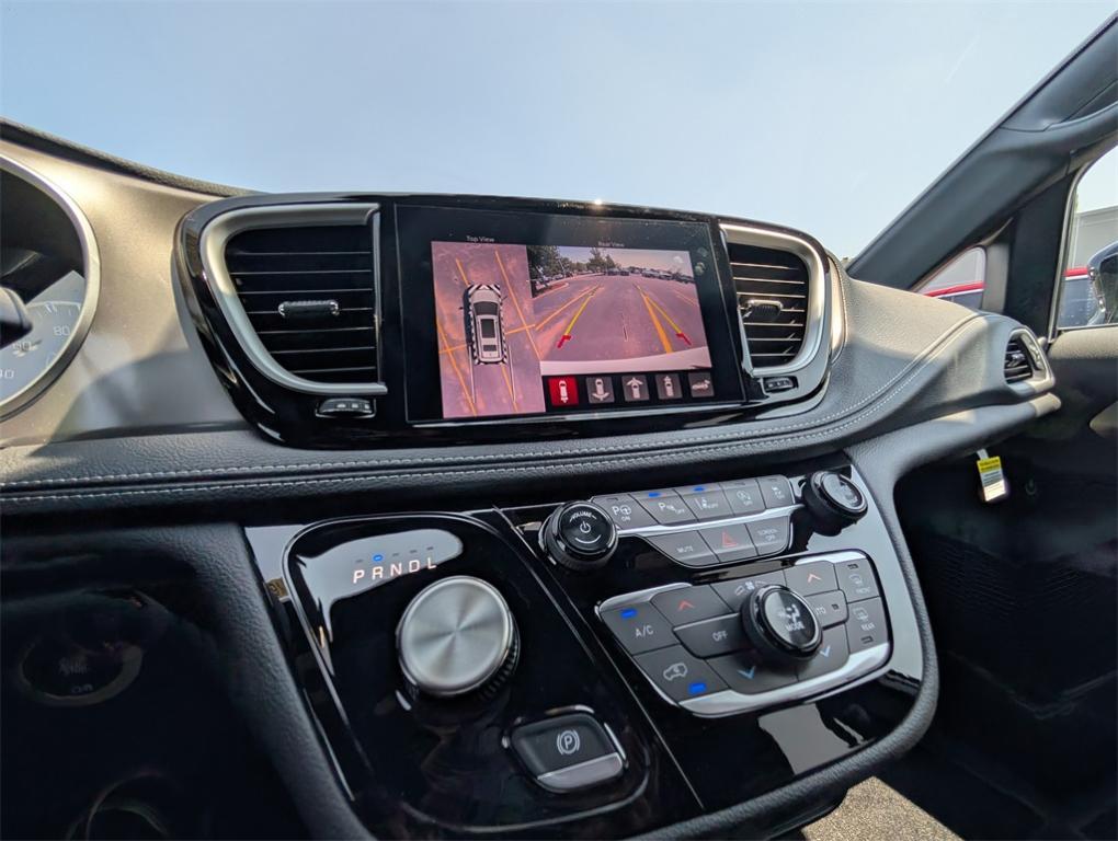 new 2025 Chrysler Pacifica car, priced at $42,197