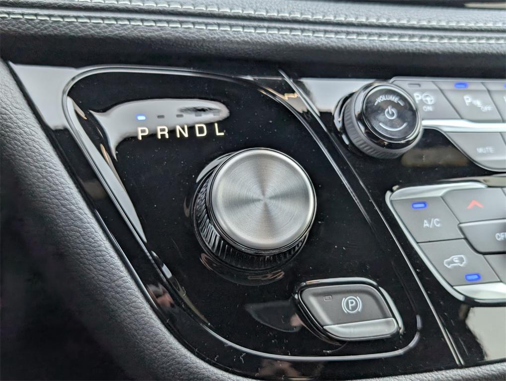 new 2025 Chrysler Pacifica car, priced at $42,197