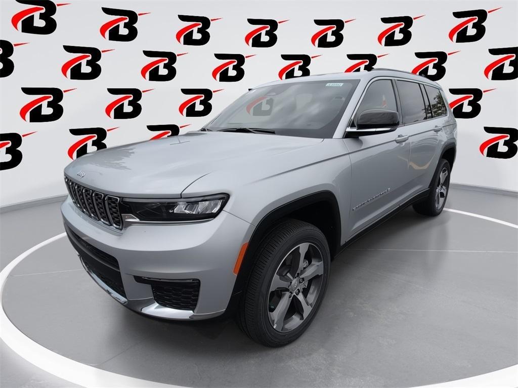 new 2025 Jeep Grand Cherokee L car, priced at $46,870
