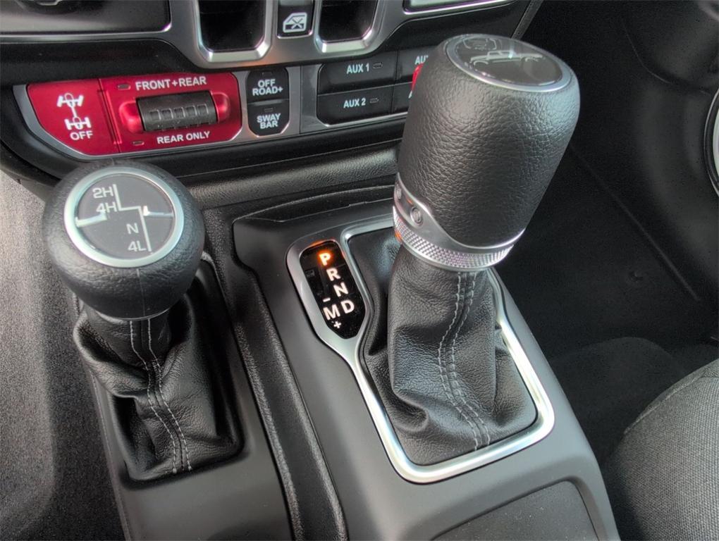 new 2025 Jeep Gladiator car, priced at $47,411