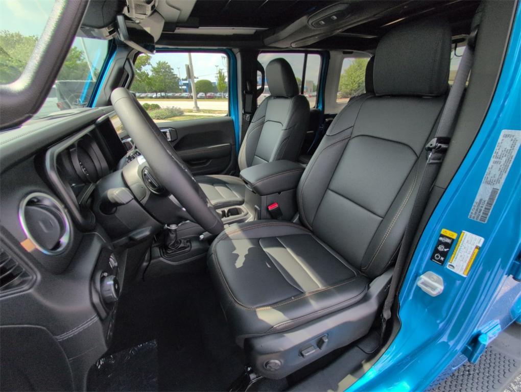 new 2025 Jeep Wrangler car, priced at $54,087