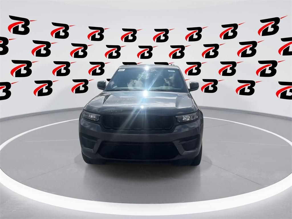 new 2025 Jeep Grand Cherokee car, priced at $44,655