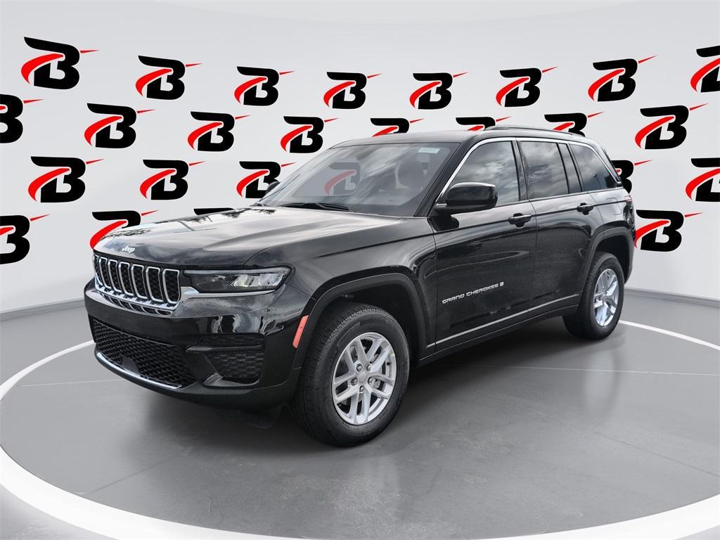 new 2025 Jeep Grand Cherokee car, priced at $36,923