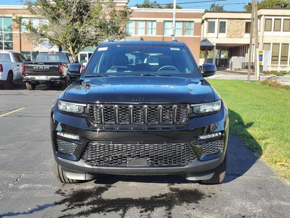 new 2025 Jeep Grand Cherokee car, priced at $50,267