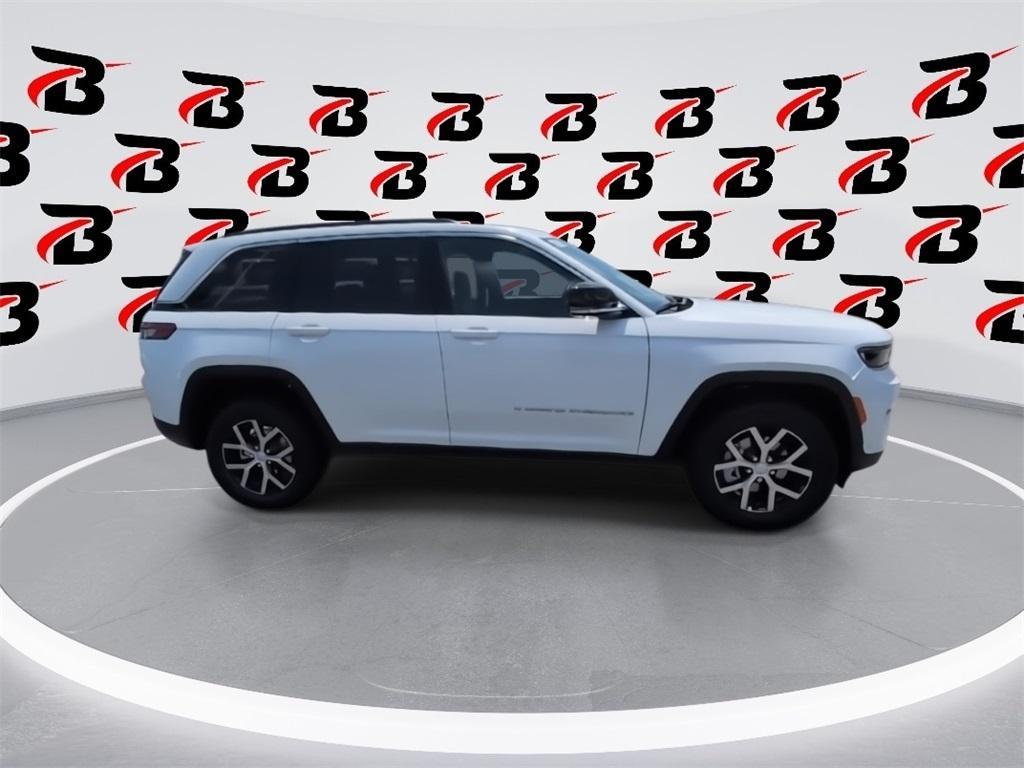 new 2025 Jeep Grand Cherokee car, priced at $46,755