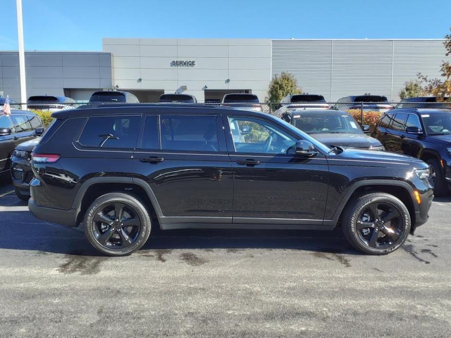 new 2024 Jeep Grand Cherokee L car, priced at $38,495