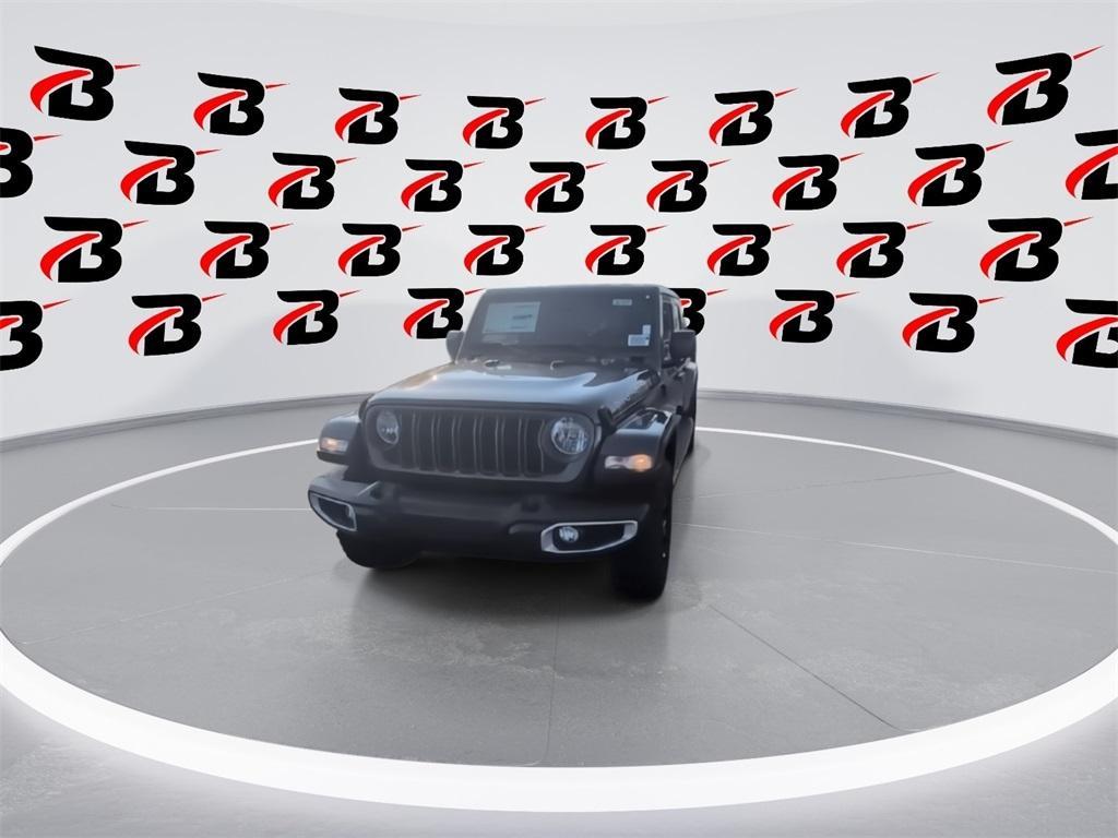 new 2025 Jeep Gladiator car, priced at $44,695