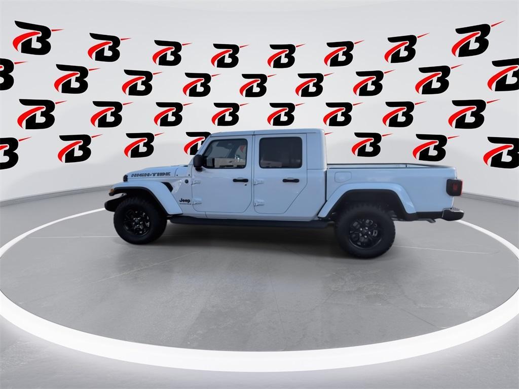 new 2025 Jeep Gladiator car, priced at $43,710
