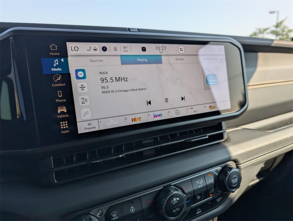 new 2025 Jeep Gladiator car, priced at $43,710