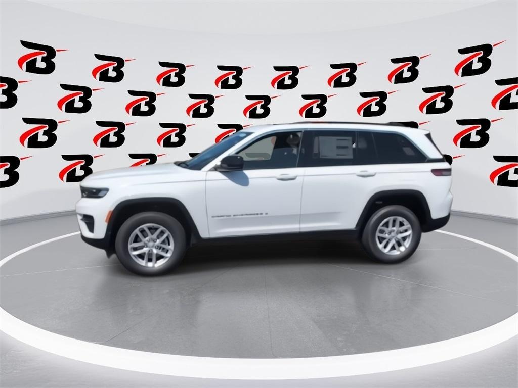 new 2025 Jeep Grand Cherokee car, priced at $37,387