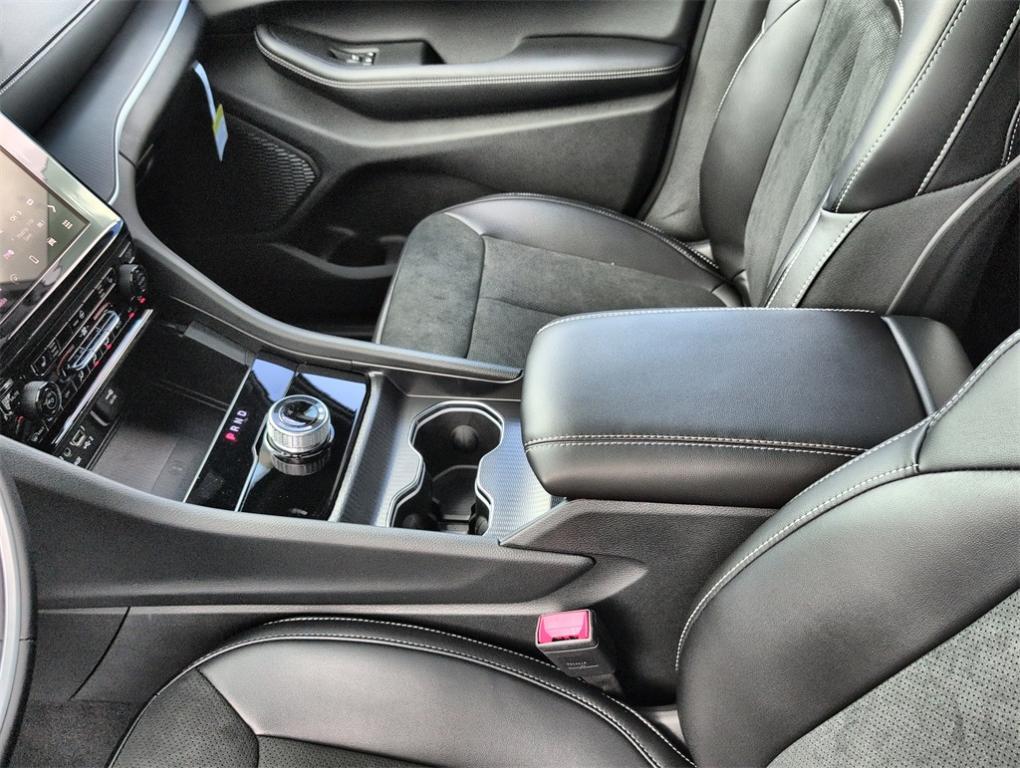 new 2025 Jeep Grand Cherokee car, priced at $47,196