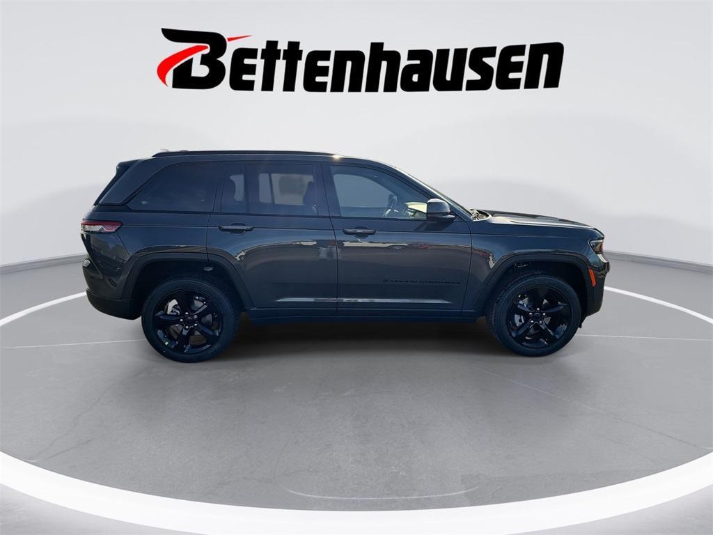 new 2025 Jeep Grand Cherokee car, priced at $45,168