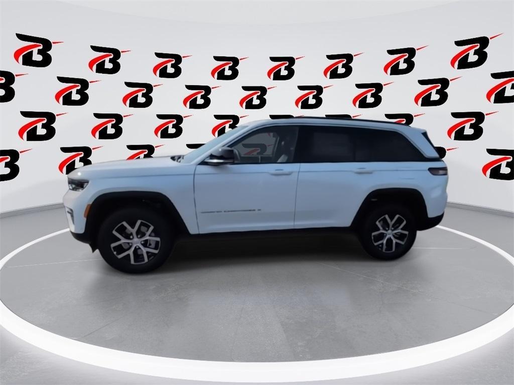 new 2025 Jeep Grand Cherokee car, priced at $48,860