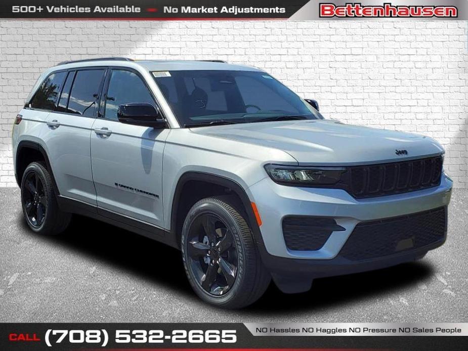 new 2024 Jeep Grand Cherokee car, priced at $39,556