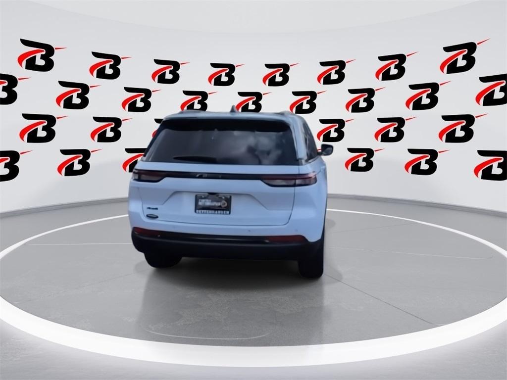 new 2025 Jeep Grand Cherokee car, priced at $42,930
