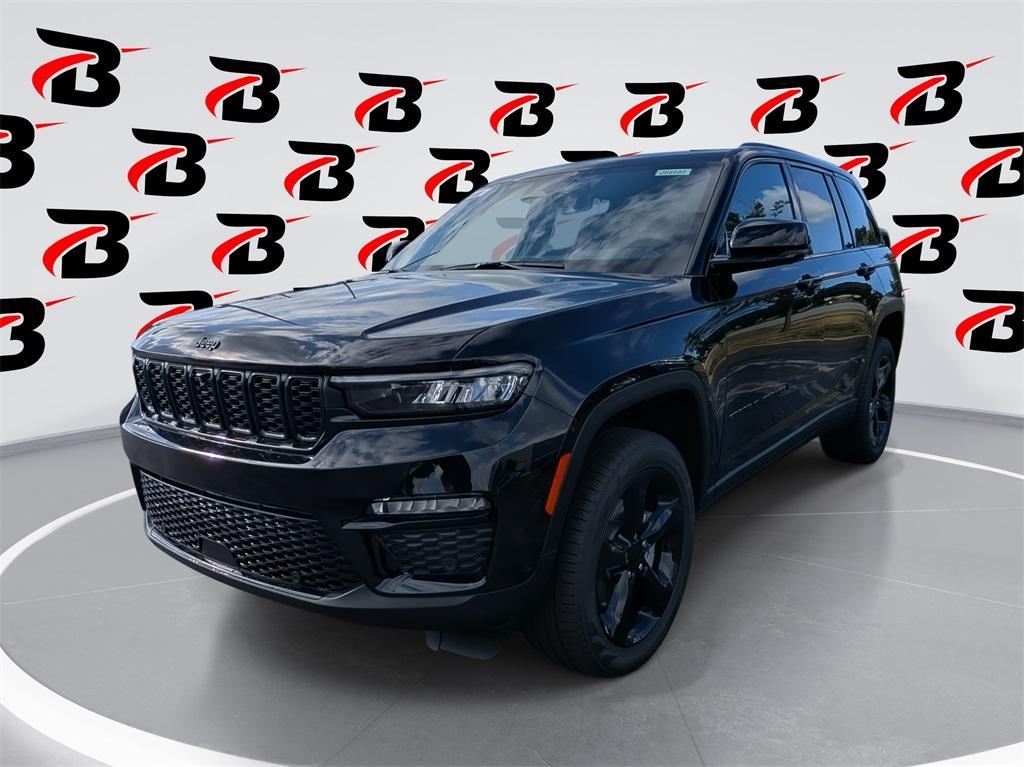 new 2025 Jeep Grand Cherokee car, priced at $43,073