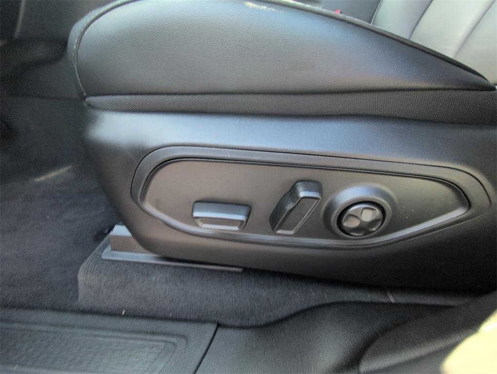 new 2025 Jeep Grand Cherokee car, priced at $44,762