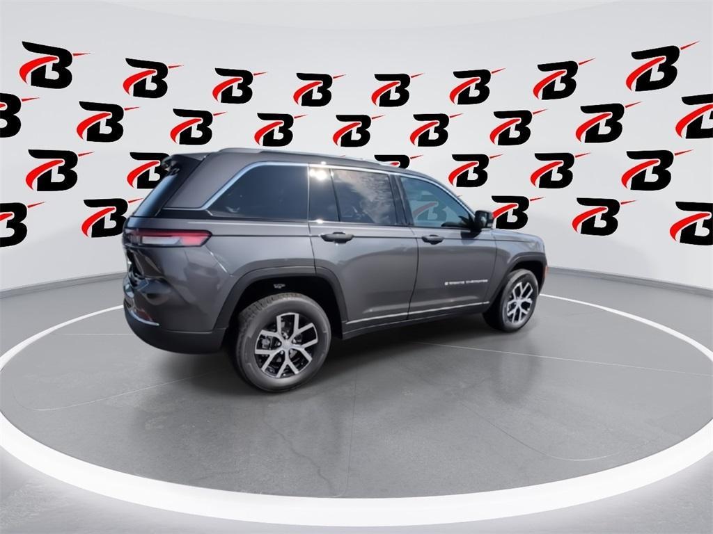 new 2025 Jeep Grand Cherokee car, priced at $44,762