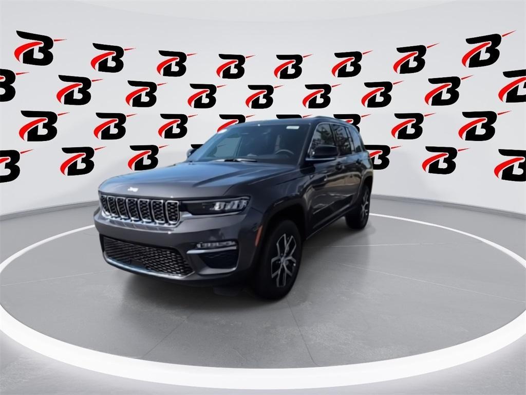 new 2025 Jeep Grand Cherokee car, priced at $44,762