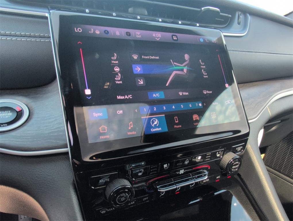 new 2025 Jeep Grand Cherokee car, priced at $47,264