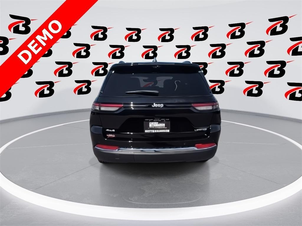 new 2025 Jeep Grand Cherokee car, priced at $43,640