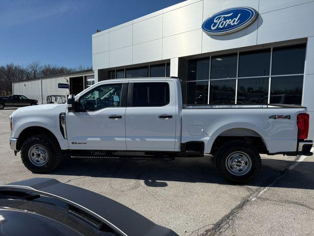 new 2025 Ford F-250 car, priced at $61,414