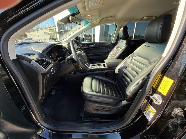 used 2023 Ford Edge car, priced at $25,999