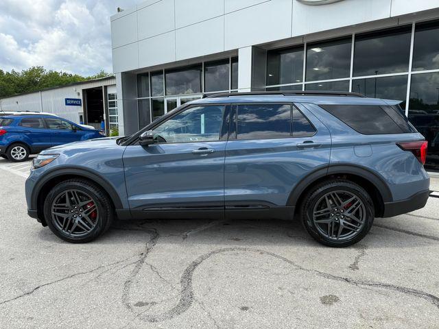 new 2025 Ford Explorer car, priced at $57,547