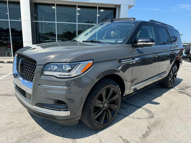 used 2022 Lincoln Navigator car, priced at $75,699