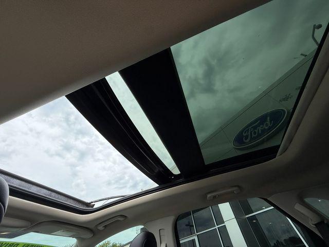 used 2022 Ford Edge car, priced at $20,987