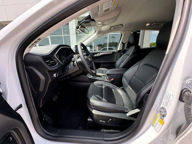 used 2022 Ford Escape car, priced at $25,699