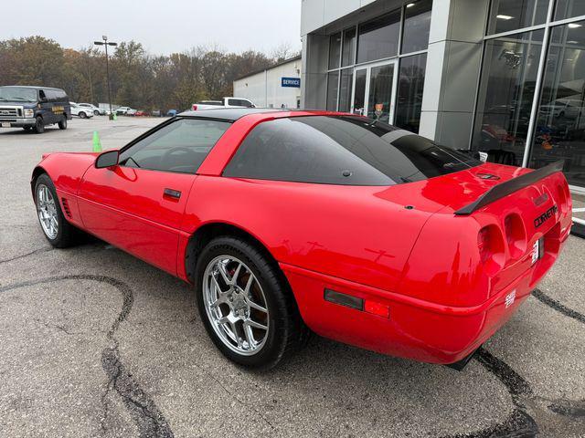 used 1995 Chevrolet Corvette car, priced at $10,400