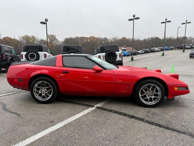 used 1995 Chevrolet Corvette car, priced at $10,400