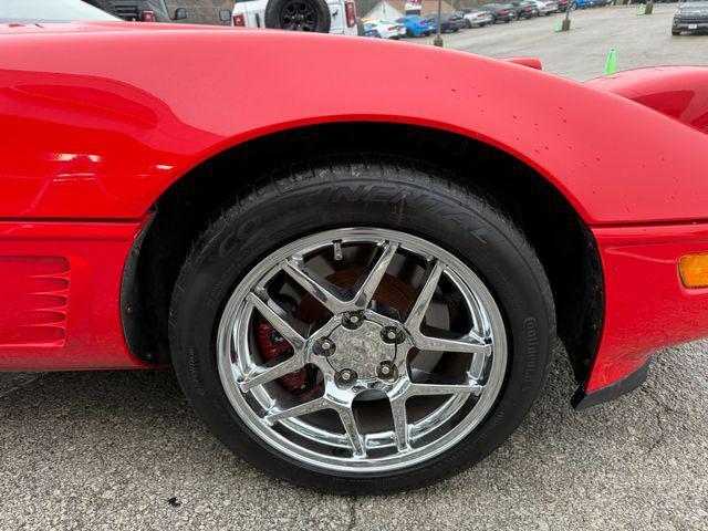 used 1995 Chevrolet Corvette car, priced at $10,400