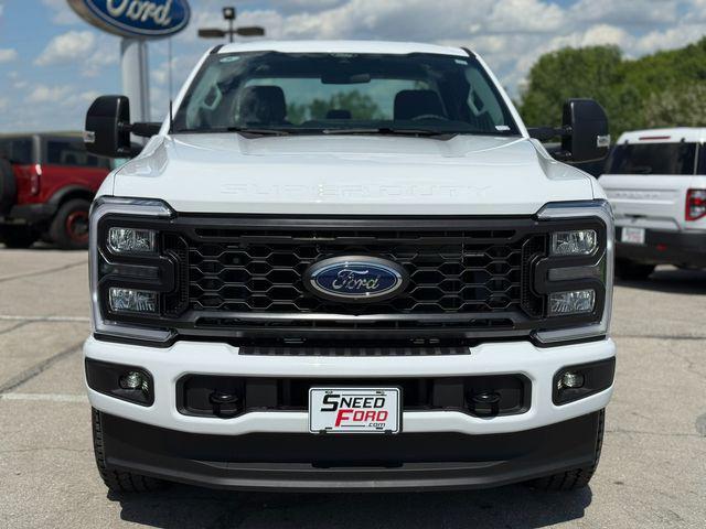 new 2025 Ford F-350 car, priced at $58,600