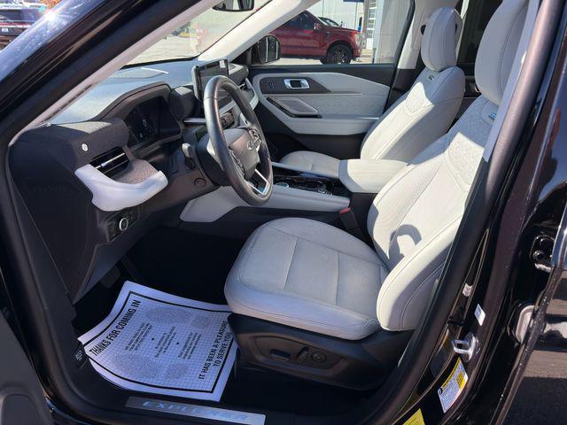 used 2025 Ford Explorer car, priced at $51,999