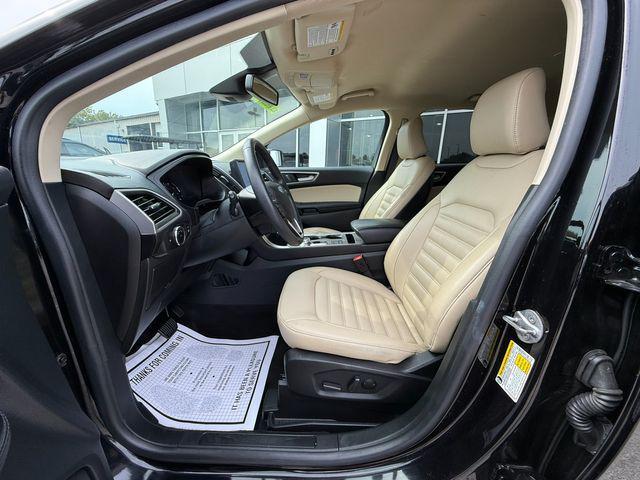 used 2024 Ford Edge car, priced at $25,999