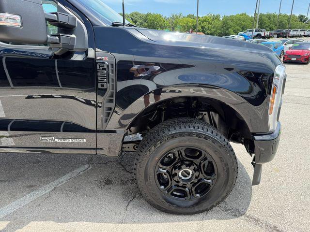 new 2025 Ford F-250 car, priced at $61,499
